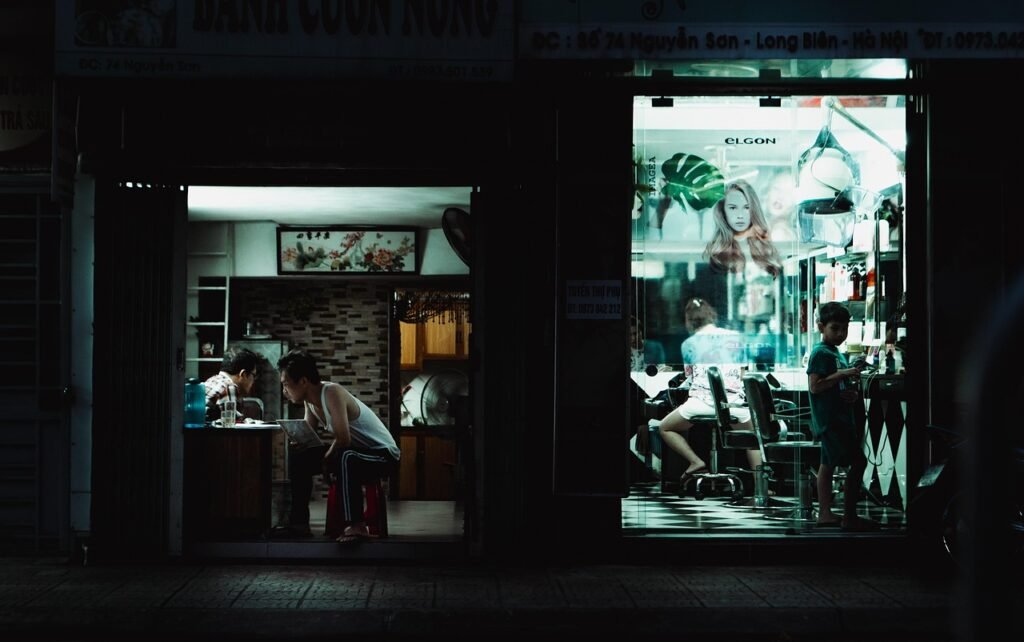 How to Get a SIM Card in Vietnam as a Tourist